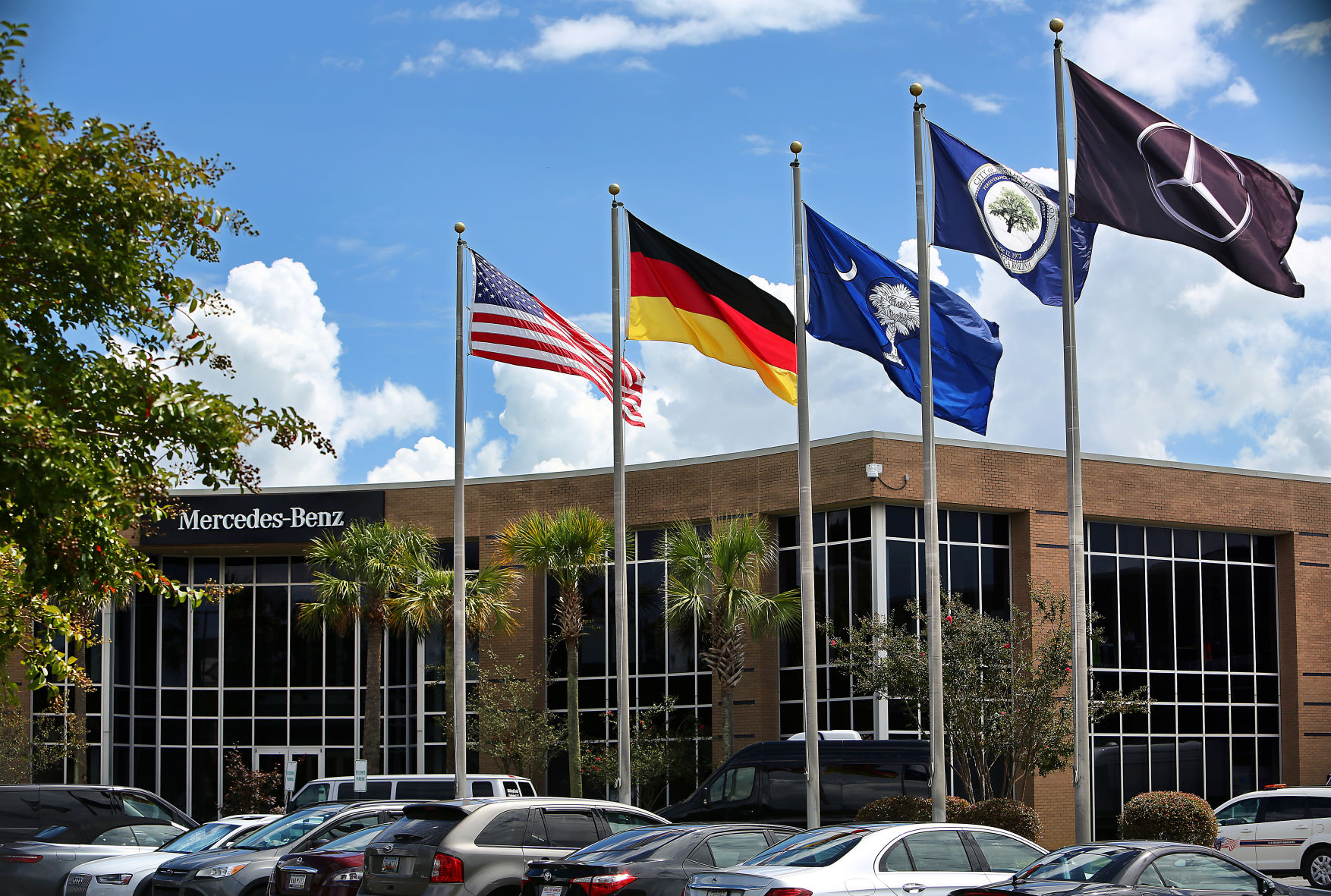 5 flags mecedes benz vans.jpg (copy) (copy)